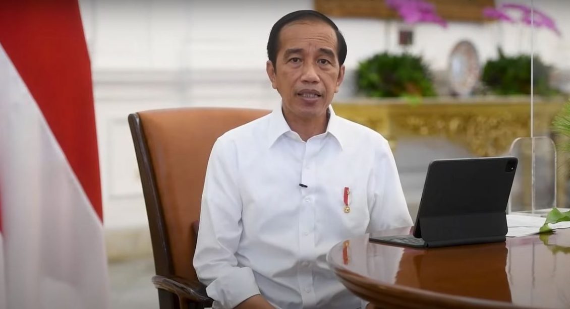 Jokowi Izinkan Aktivitas Di Luar Ruangan Tanpa Gunakan Masker - Harian ...