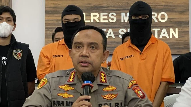 Tersangka Aksi Koboi Di Kafe Senopati, Mengaku Polisi Pangkat Kombes ...