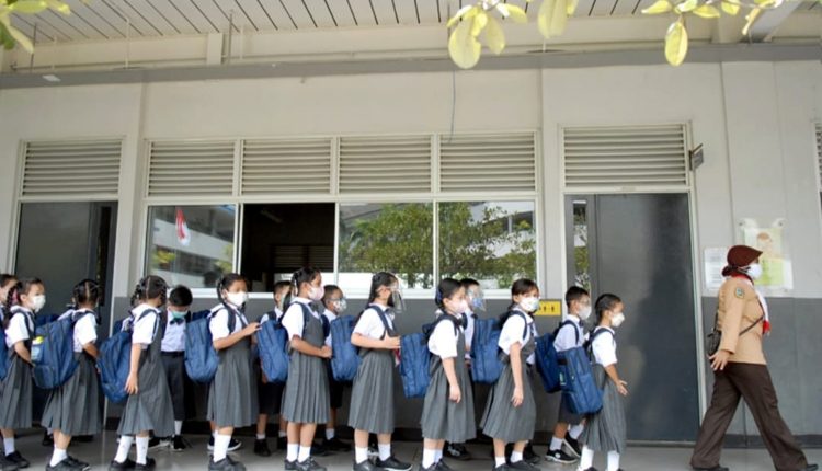 Kegembiraan Menyambut Peresmian Sekolah Cinta Kasih Tzu Chi Kota Singkawang.Foto 8